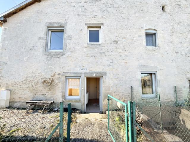 FERME MITOYENNE, TREPOT MOINS DE 5KM DE MAMIROLLE, + DE 20