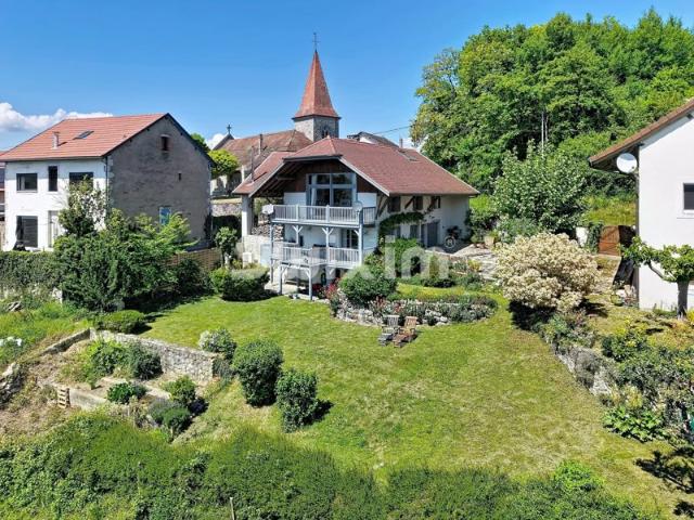 Ferme rénovée individuel de 213m2
