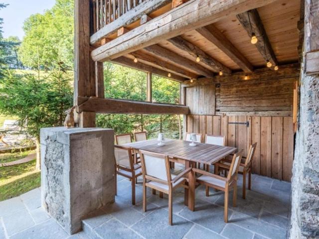 Ferme rénovée Vue montagnes & grand volume