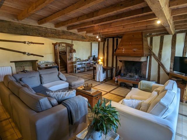 Ferme rénovée 322m² 322m² Foix