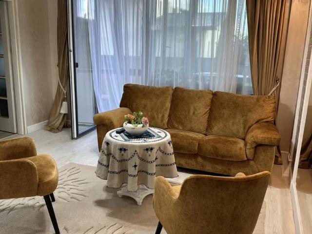 Fermelor apartament 74 mp, 2 camere, decomandat, de inchiriat, Cod 162794
