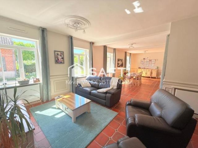 Fermes au carré 195 m2 habitables + 150 M2 brut