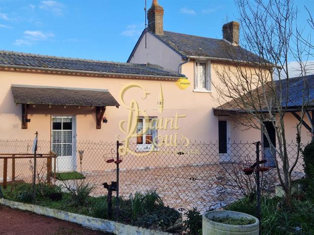 Fermette 2 Chambres Nombreuses Dependances Cour Et Jardin 105m² Richelieu