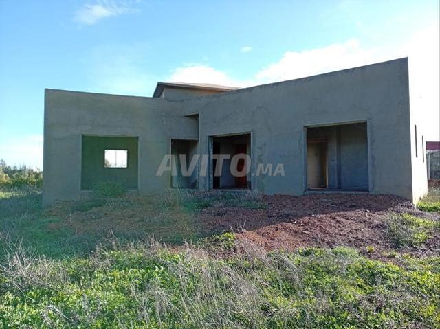 Fermette Titrée de 2500 m² avec Villa Gros Œuvre