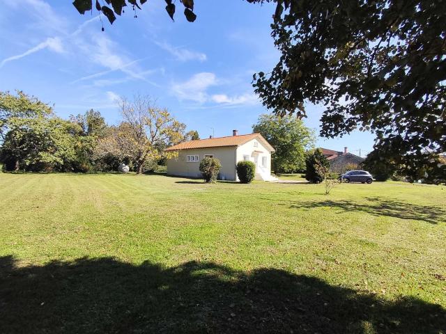 Fermette Avec Dependances Proche Chasseneuil 97m² Chasseneuil sur Bonnieure
