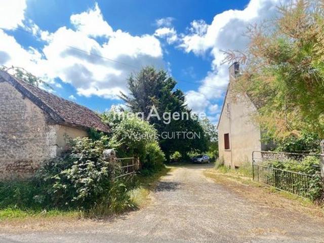 Fermette avec terrain constructible 25 minutes du Mans/Alençon