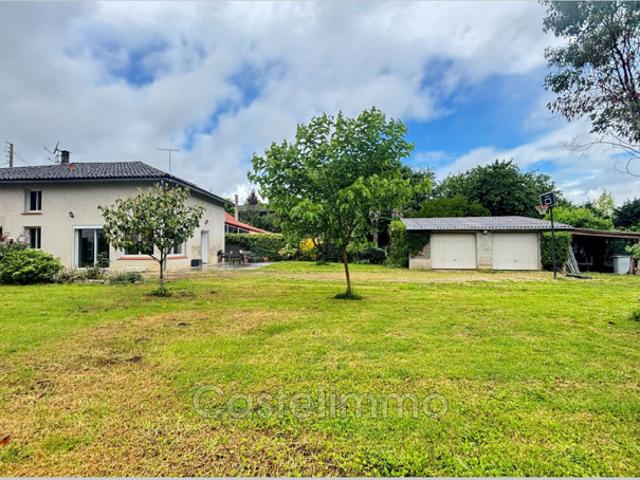 Fermette de plain pied 145 m² avec véranda, terrain de 2 498 m