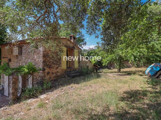 Fermette provençale ancienne en pierre avec vue 60m² Fayence