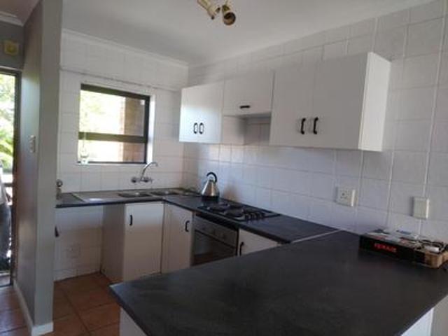 ferndale villas flat to share
