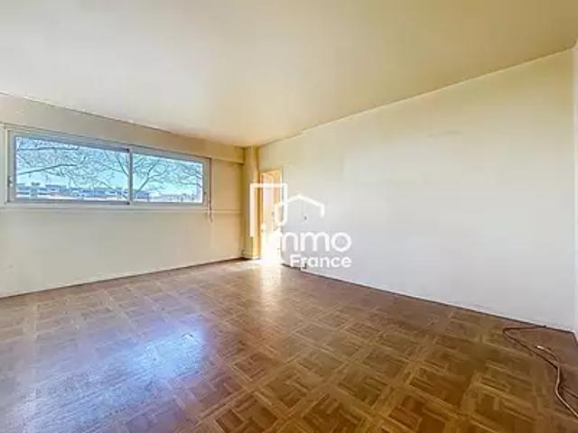 Ferney Voltaire 01210 Achat / Vente appartement 3 pièces t3 cave parking