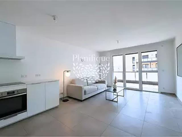 Ferney Voltaire 01210 Achat / Vente appartement 2 pièces t2 au dernier étage