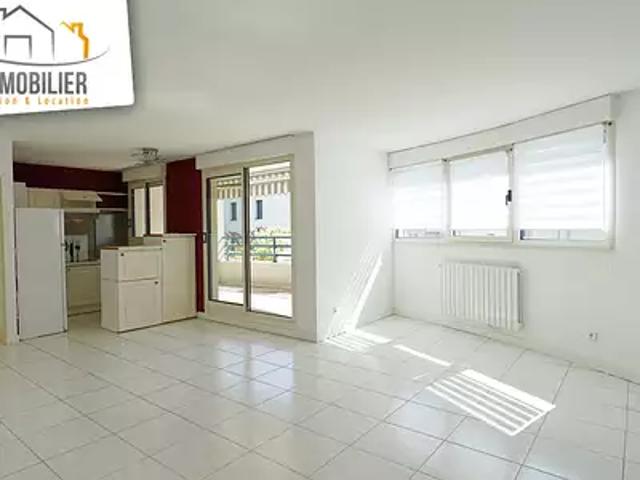 Ferney Voltaire 01210 Achat / Vente appartement 2 pièces t2 parking