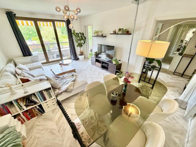 FERNEY VOLTAIRE, grand T2 57m2 avec terrasse, cave et garage