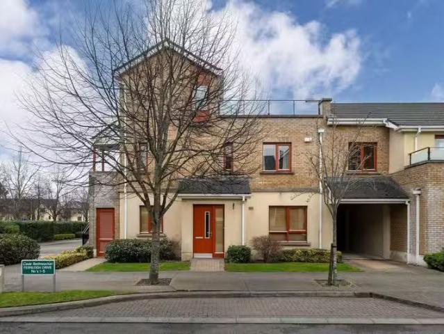 Fernleigh Drive, Castleknock, Dublin 15 is for rent