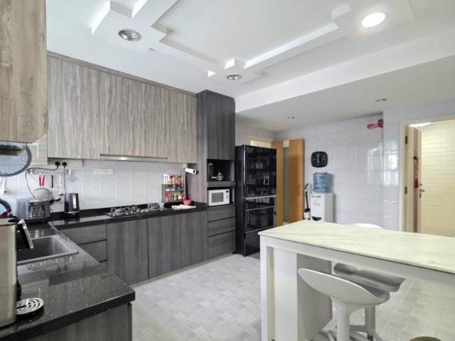Fernwood Towers Condominium For Sale, $4,650,000, 4 Bed 5 Bath 2,497 sqft $1,862.00 psf