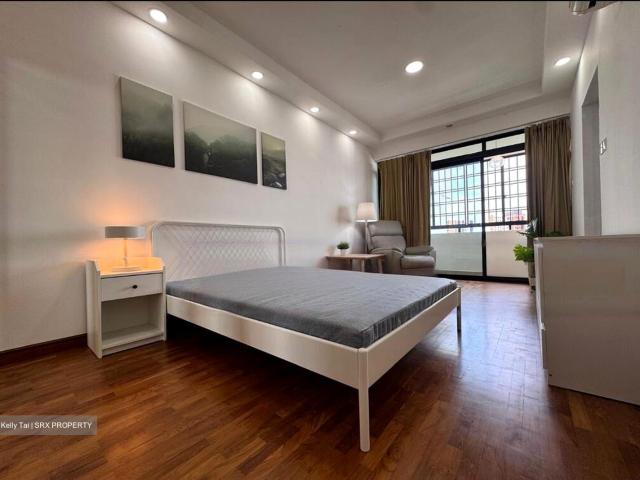 Fernwood Towers D15, Condominium