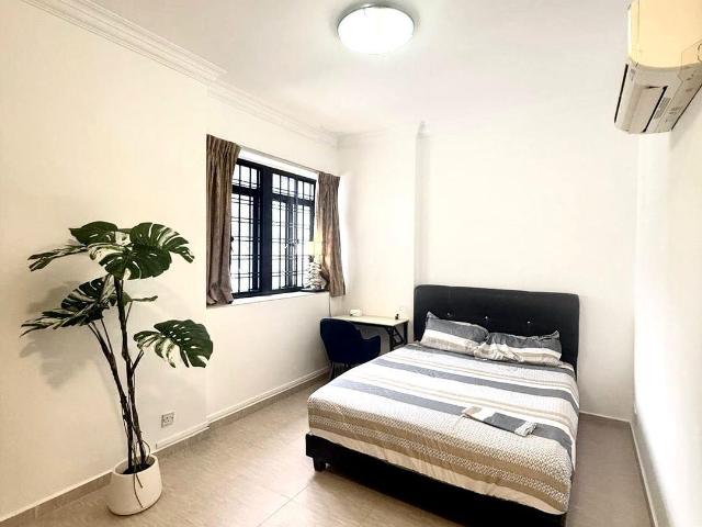 Fernwood Towers D15, Condominium