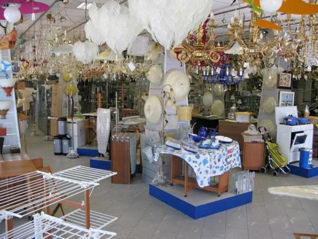 Ferramenta in vendita a Voghiera
