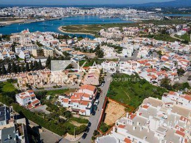 Ferragudo Faro 104372482