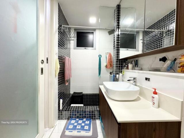 Ferraria Park Condominium D17, Condominium
