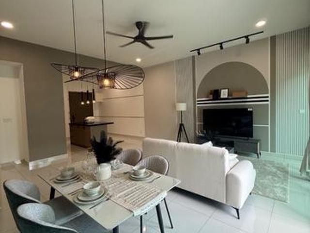 Ferringhi Residence 2 Batu Ferringhi Tastefully design for rent