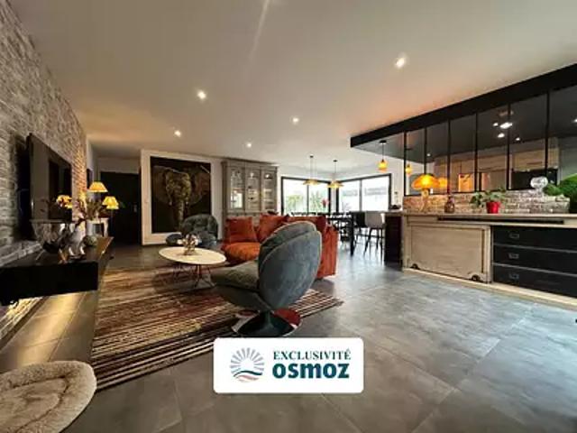 Ferrières 17170 Achat / Vente maison 5 pièces t5 piscine parking