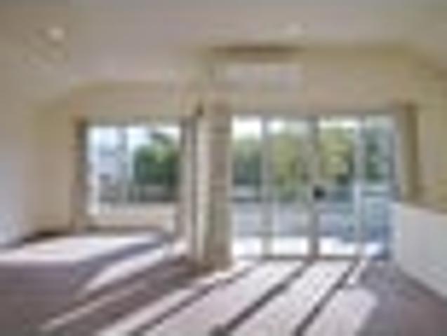 Ferrymead, 2 bedrooms, $500 pw