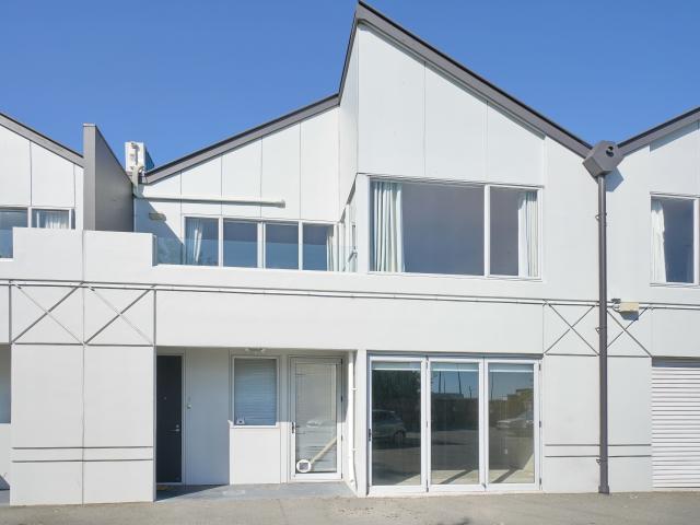 Ferrymead Apartment Living!