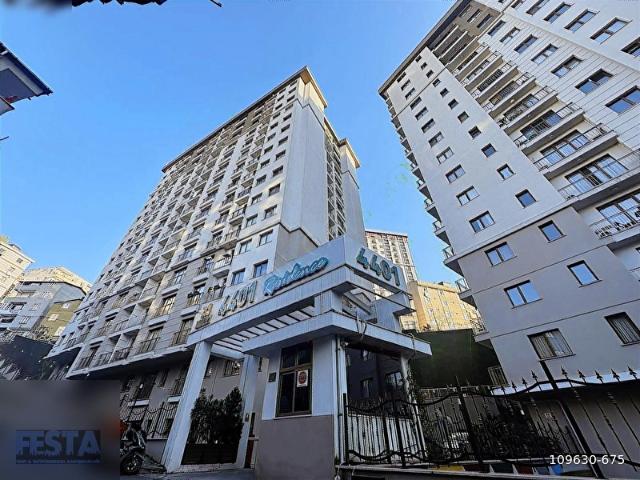 Festa'dan For Sale Mari 4401'De2+1 AyrıMutfak Havuzlu
