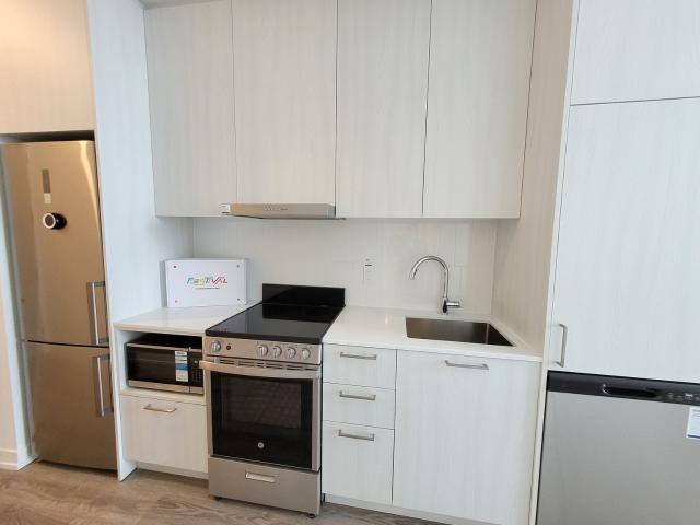 Festival Suite 602 B Milan 475 [object Promise] for Rent