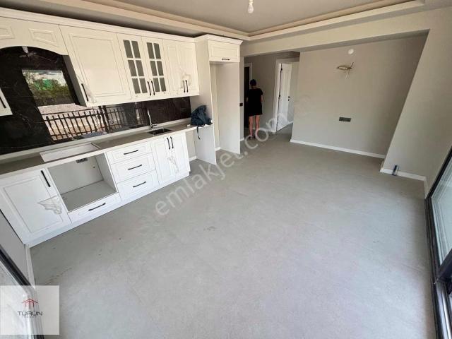 Fethiye Cami Mahallesinde 1+1 Bahçe Kullanımlı Satılık Daire