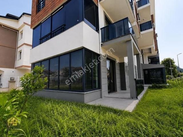 Fethiye Gayrimenkulden Merkezi Konumda Müstakil Girişli Bahçeli
