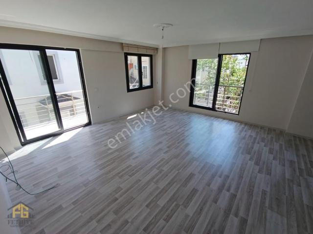 Fethiye Gayrimenkulden Sahile 1 Km Akarcada 4+1 Dubleks Kiralık