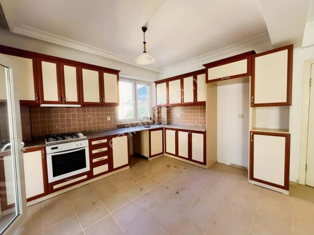 Fethiye Tuzla'da Eşyasız Kiralık 4+1 Çatı Dubleks Daire