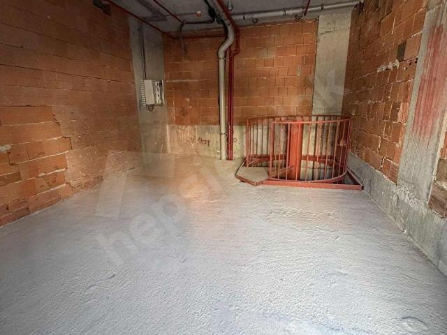 FETİHTEPE EMLAK KONUTLARINDA KİRALIK 80 M2 DÜKKAN MAĞAZA
