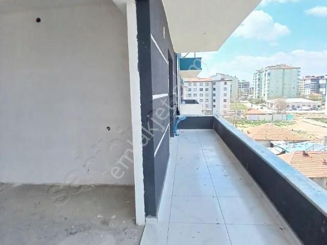 Fetih Caddesi İl Jandarma Yakını Total Petrol Arkası Arakat 2+1