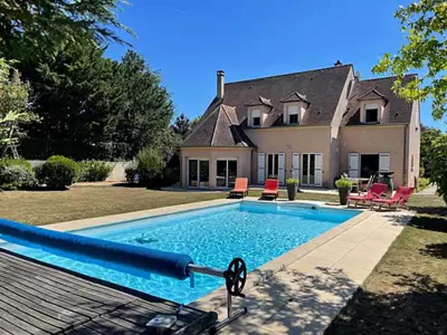 Feucherolles 78810 Achat / Vente maison 11 pièces t11 au dernier étage terrasse