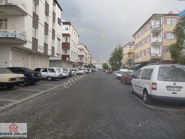 Fevziçakmak Mahallesi 3+1 Kombili Satılık Daire