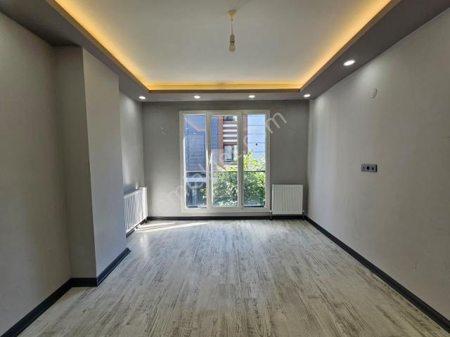 Fevzi Çakmak Mah'de 2+1 60 M² Kapalı Pazar Cephe 2 Yıllık Arakat