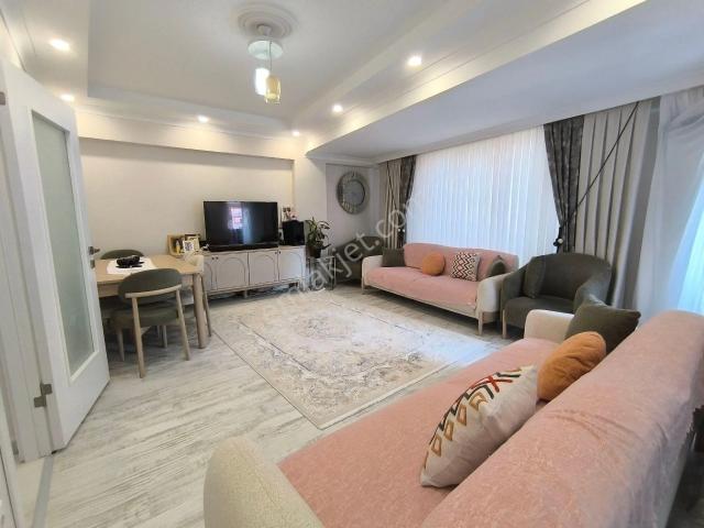 Fevziçakmak Mh 3+1 Ebeveyn Banyolu Genis Daire