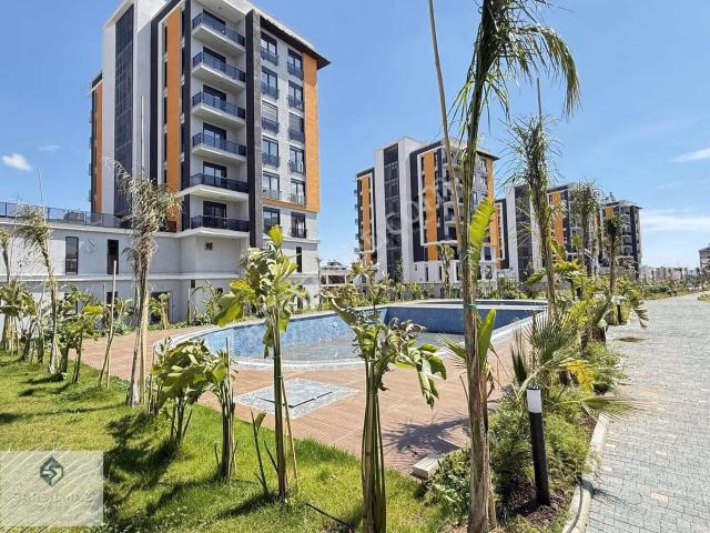 Fevzi Çakmakta Havuzlu Sitede Kapalı Otoparklı Lüks 1+1 Daire