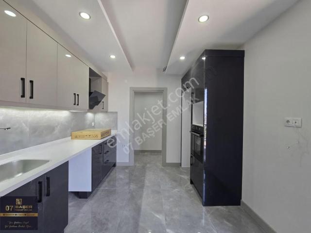 Fevziçakmakta Havuzlu Sitede 110 M2 2+1 Sıfır Daireler