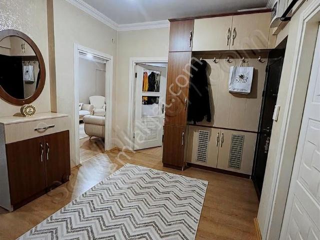Fevzi Cakmak Mahallesinde Ara Kat 2+1 Satılık Daire