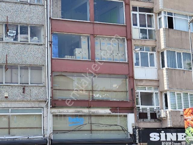 Fevzipaşa Caddesinde Satılık 6 Katli Bina