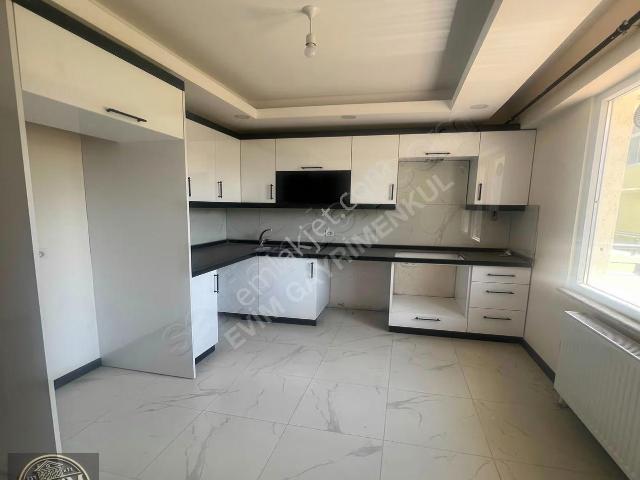 Fevzipaşa Mah.merkezi Konum Arakat 2+1 Sıfır 100m² Satılık Daire