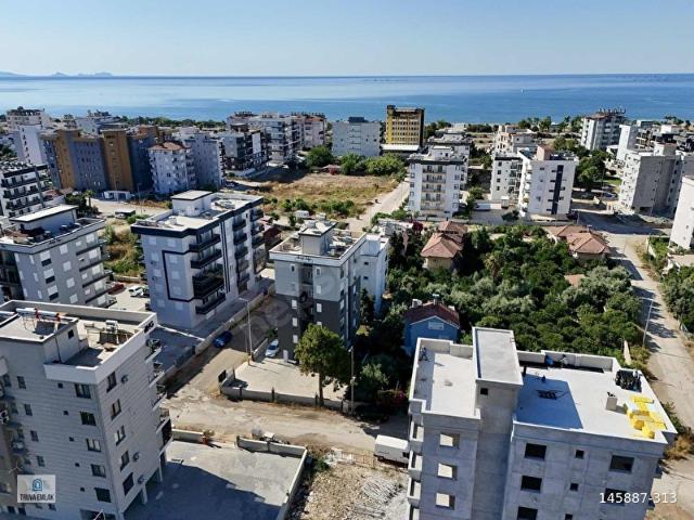 FİNİKE KUM MAH. FULL DENİZ MANZARALI 1+1 SATILIK DAİRE