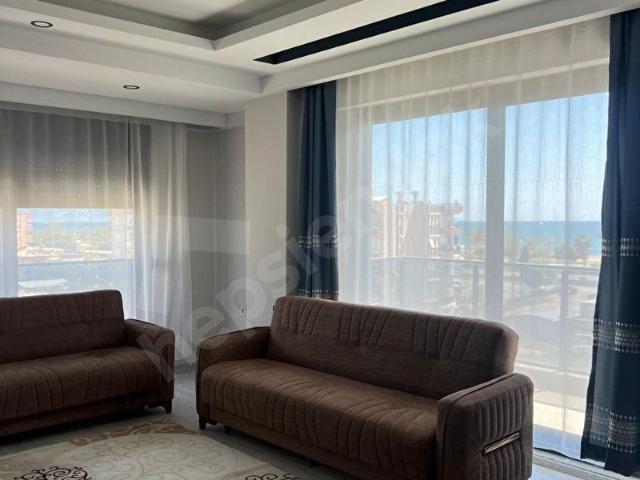 FİNİKE SAHİL BANINDA DENİZE 200 M. 1+1 EŞALI KRALIK DAİRE