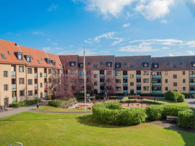Fin 3: a på 76 kvm Kv. Klockan 76 m² 6 575 kr