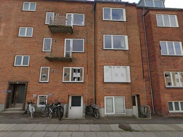 Fin 1 værelses lejlighed tæt på Aarhus C