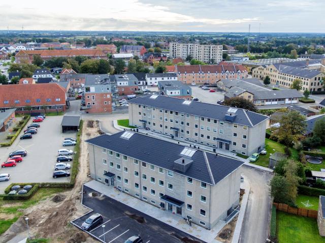 Fin lejlighed på 84 m2